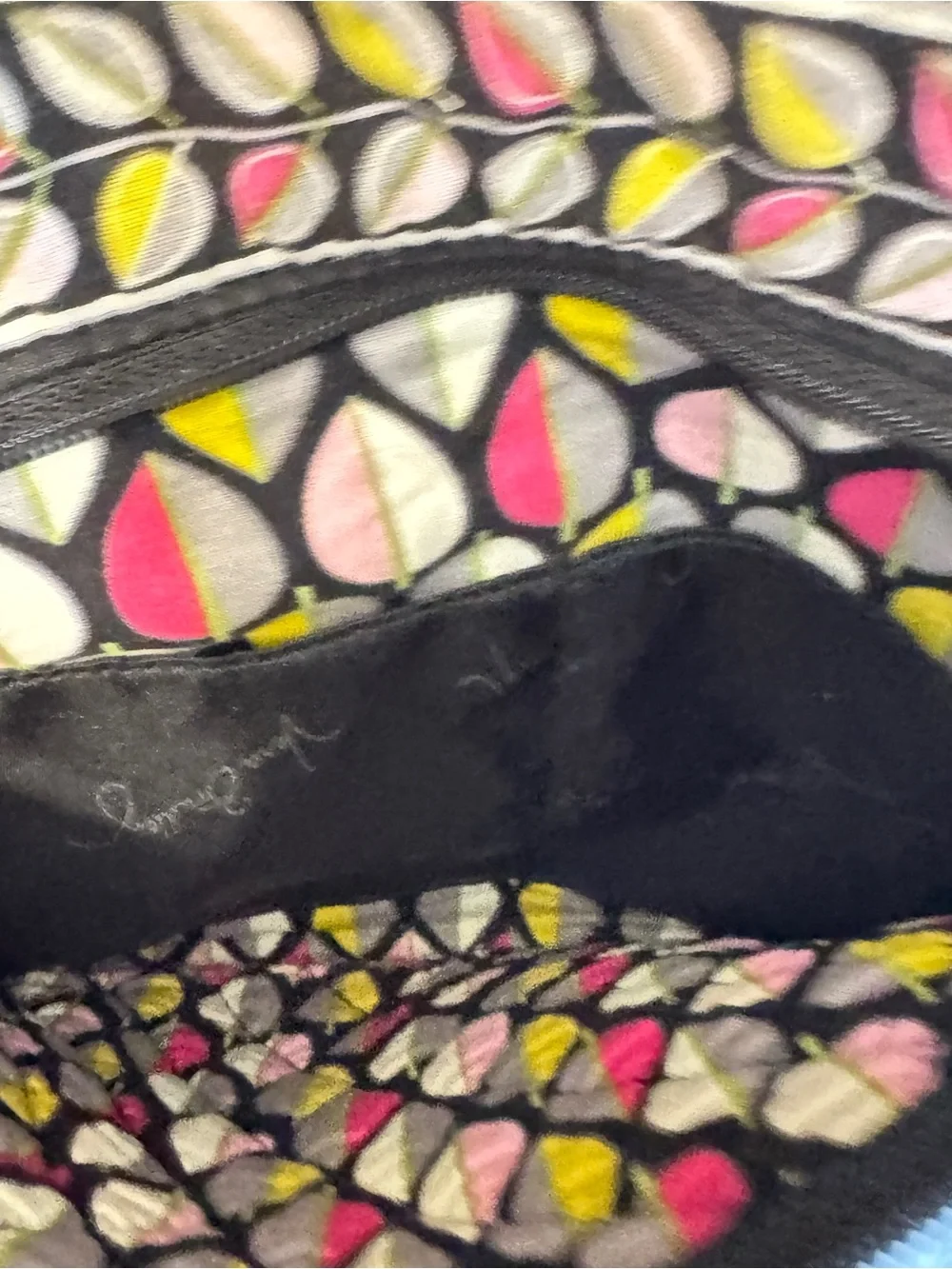 Vera Bradley “moon blooms” Black Floral Quilted Crossbody Bag - Picture 7 of 11